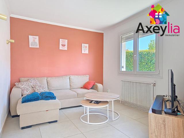 A VENDRE VOUGY MAISON SUR TERRAIN D'ENVIRON 681 M2
