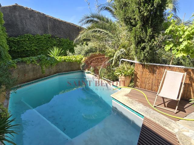 A VENDRE A MONTPEYROUX QUARTIER DU BARRY MAISON T5 de 262 m2 + T3 indépendant avec piscine et garage