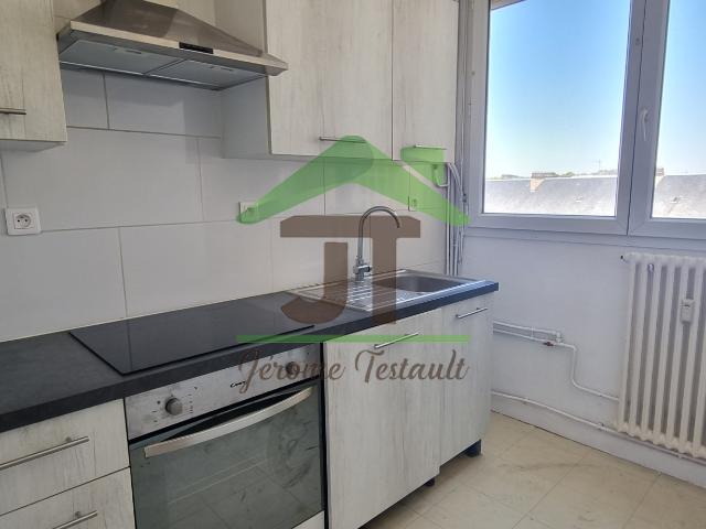 À vendre à Châteaudun 28: appartement avec 2 chambres