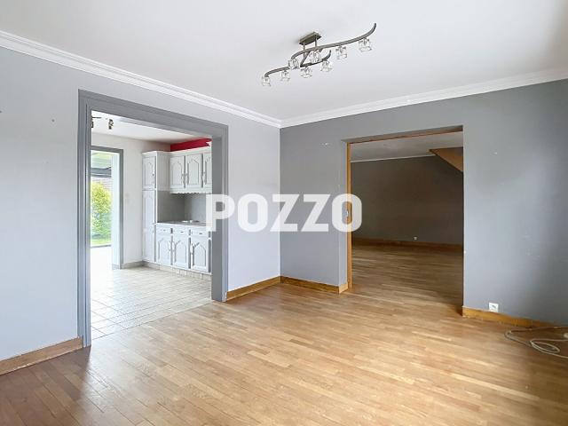 A Vendre à Ducey Les Chéris Maison 7 pièce s 160 m2