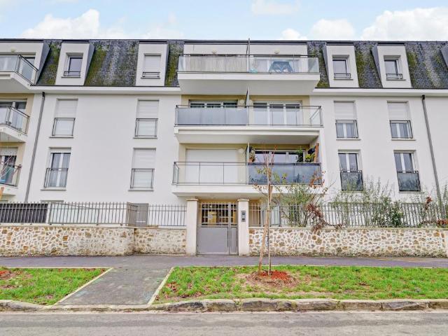 À VENDRE À GRETZ ARMAINVILLIERS 3 PIECES AVEC BALCON ET PARKING