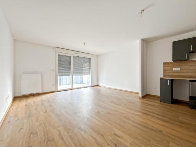 A VENDRE A SAINT ANDRE LEZ LILLES 3 PIECES BALCON