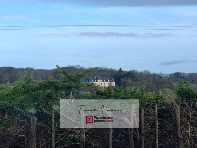 A VENDRE à Saint Paul en Pareds, maison de 137 m2 avec 2 chambres et 1 studio en sous sol sur une parcelle constructible de 1154 m2
