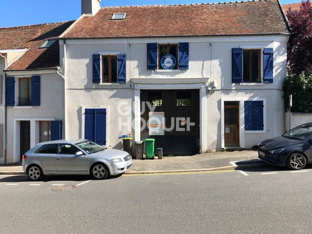 À vendre à TOURNAN, maison 228 m²