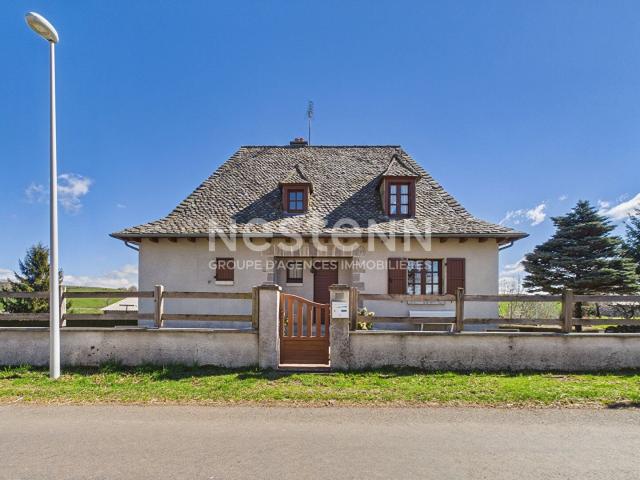 A vendre à 25 minutes d'Aurillac, à Badailhac, sur terrain d. 126m² Badailhac