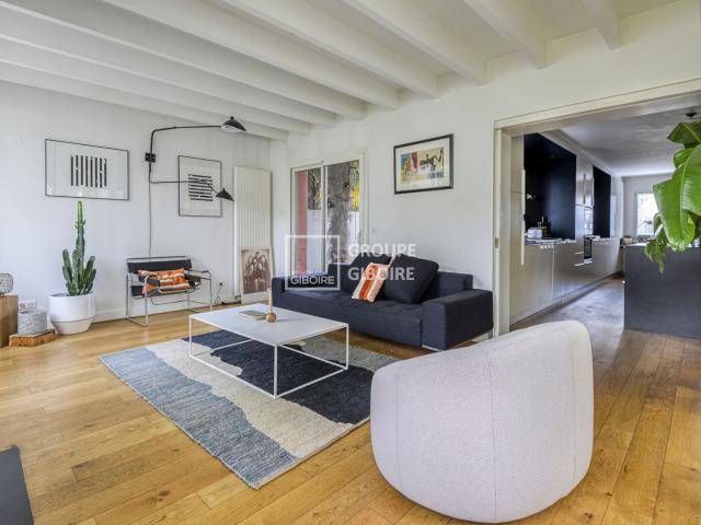 A VENDRE AGENCE GIBOIRE Entre Mellinet et Sainte Anne Maison familiale contemporaine avec jardin et appartement indépendant