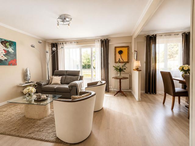 A VENDRE AGENCE GIBOIRE NANTES Rezé Appartement 4 pièces avec cave et box