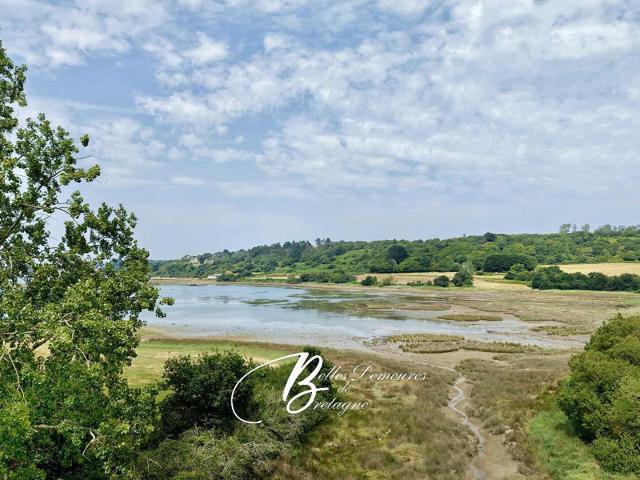 A vendre ancien moulin dans un cadre nature préservé Finistè. 58m² Plouezoc'h