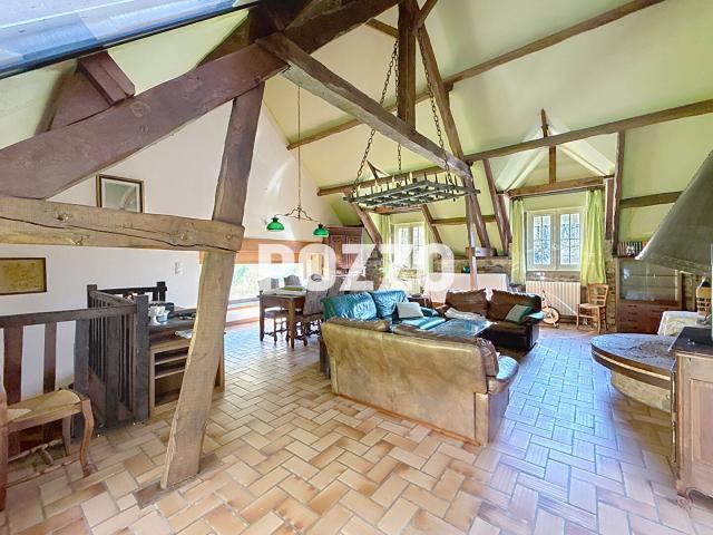 A VENDRE Ancien moulin de caractère 8 pièces Lolif terrain 9540m2