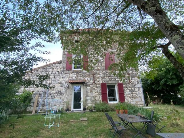 A vendre ancien presbytère 196m² Saint Salvy