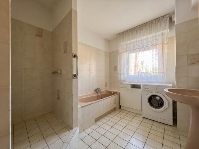 A VENDRE ! APPARTEMENT 4 PIECES AVEC TERRASSE D'EXCEPTION A 15 MINUTES DU CENTRE VILLE DE STRASBOURG