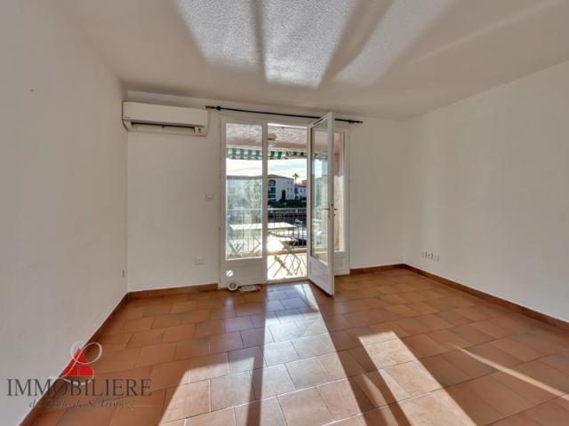 A VENDRE APPARTEMENT 1 CHAMBRE PORT COGOLIN