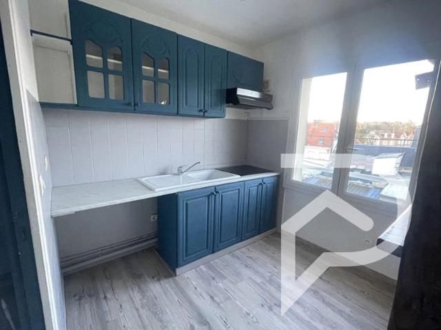 A VENDRE APPARTEMENT 2 CHAMBRES CENTRE VILLE CREPY EN VALOIS