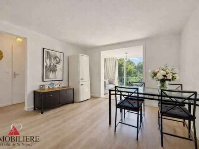 A VENDRE APPARTEMENT 2 CHAMBRES PORT COGOLIN