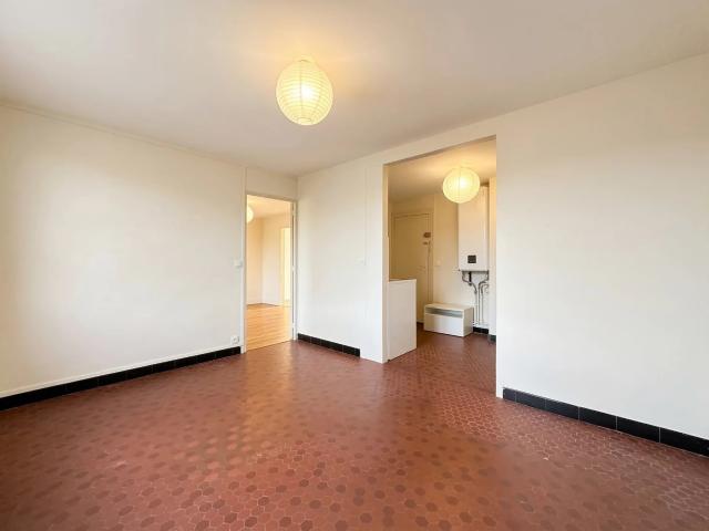 A VENDRE APPARTEMENT 2 PIECES 43m² 2 EME ETAGE 14600 HONFLEUR