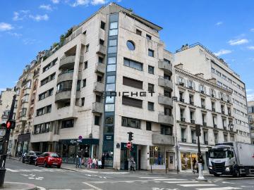 A Vendre Appartement 2 pièces 57 m2 + Place de parking Sous sol Vaugirard Convention