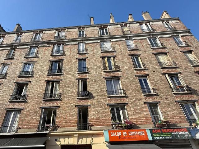 À VENDRE APPARTEMENT 2 PIECES LA PLAINE SAINT DENIS