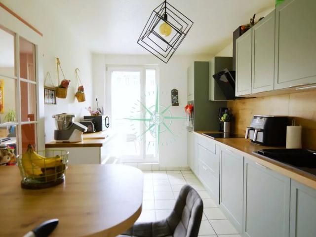 À VENDRE – Appartement 3 pièces – 85 m² avec balcon, garage et caves