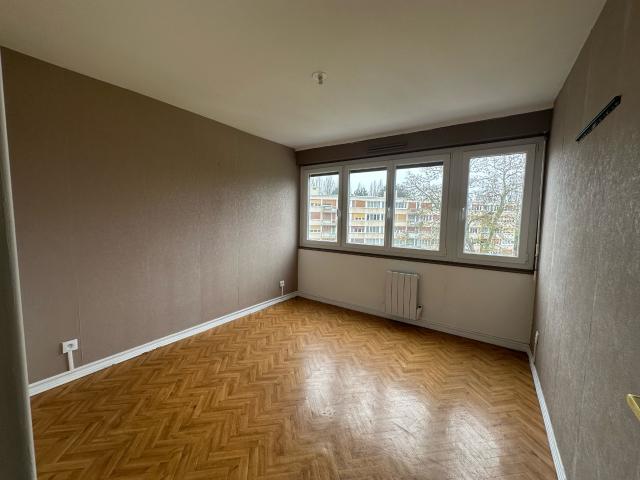 À Vendre Appartement 3 pièces à Marly 72 m2 Résidence sécurisée