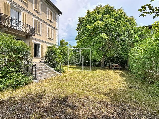 À vendre Appartement T3 avec jardin, terrasse, cave et studio indépendant Barcelonnette 04400