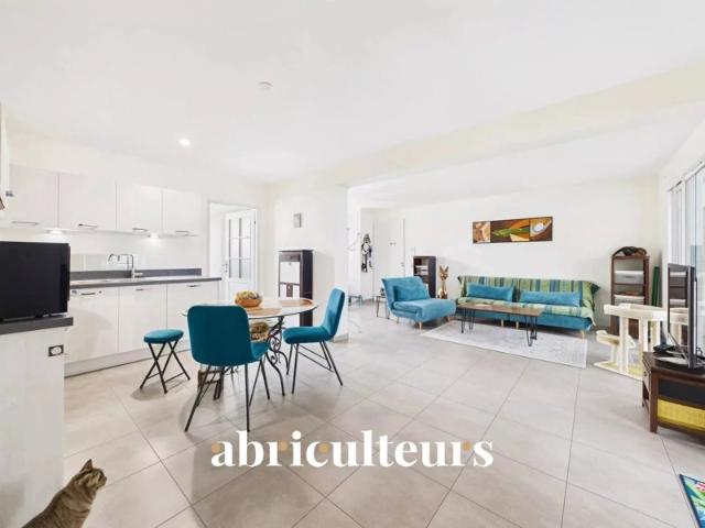 À vendre – Appartement T3 de 71 m² avec loggia et garage