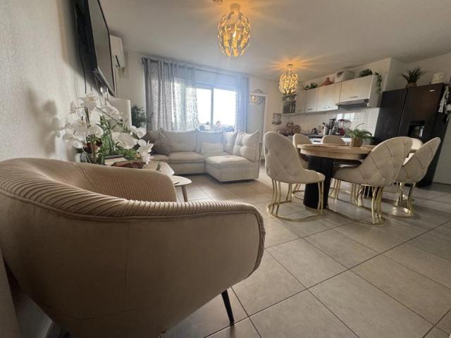 À vendre Appartement T3 lumineux avec terrasse et vue panorami