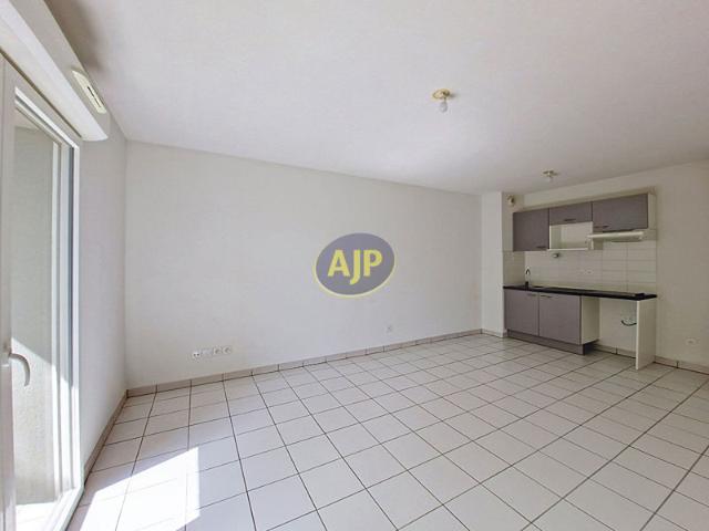 A vendre appartement T3 Secteur Capeyron résidence récente