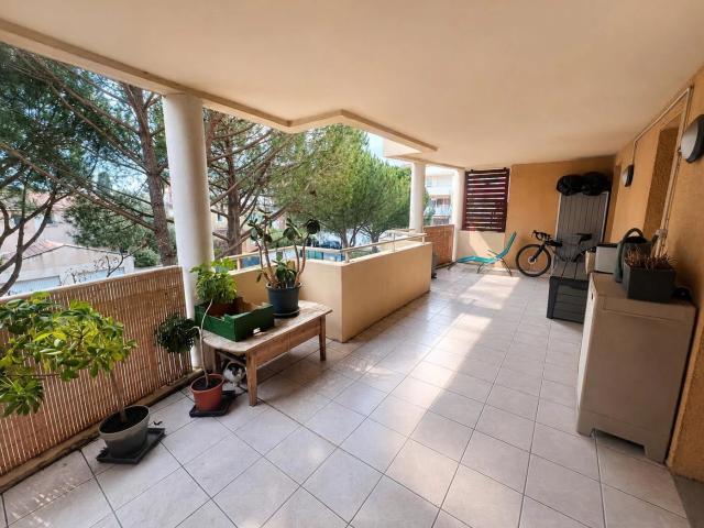 À vendre – Appartement T2 avec grande terrasse – Ascenseur
