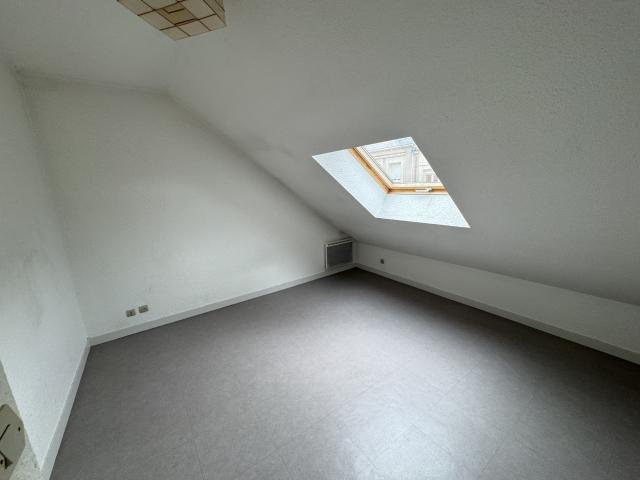 A VENDRE APPARTEMENT t2 avec parking quartier Lafayette Létanduère