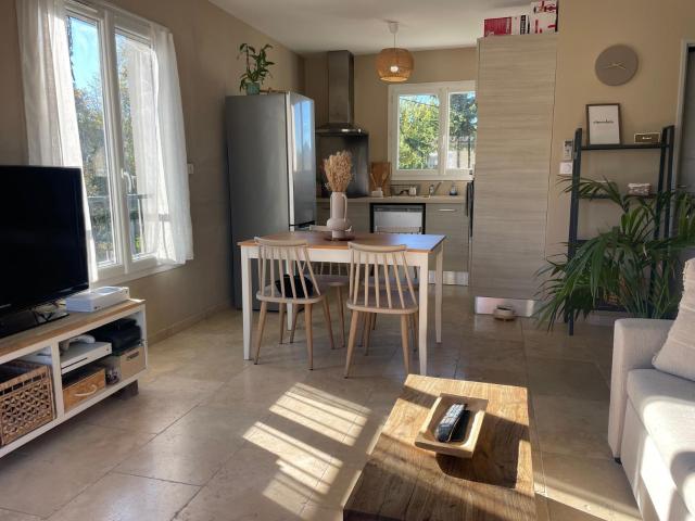 À vendre Appartement T2 avec terrasse 44m² L'Isle sur la Sorgue