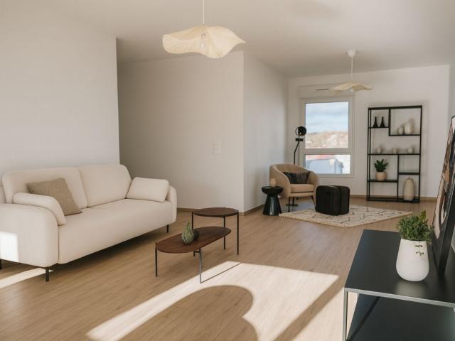 À vendre Appartement T4 de 106 m2 en dernier étage avec terrasse panoramique Metz