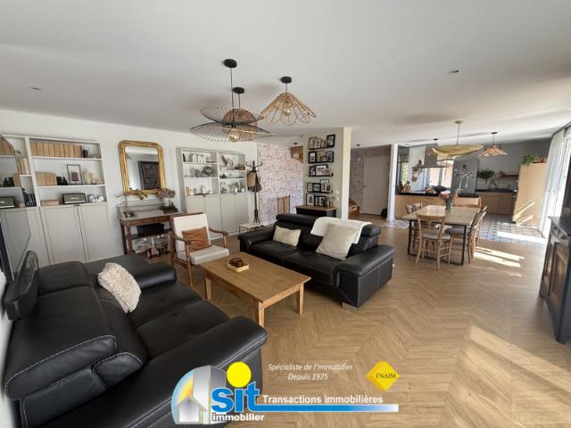 A VENDRE APPARTEMENT T6 avec TERRASSE SAINT PRIM