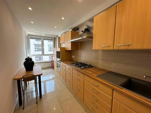 à vendre Appartement Charleroi Rue Zénobe Gramme