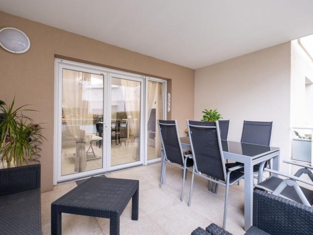 À Vendre Appartement Coeur De Ville De La Ciotat de Type 4 D. 81m² La Ciotat
