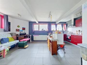 à vendre Appartement Court Saint Étienne
