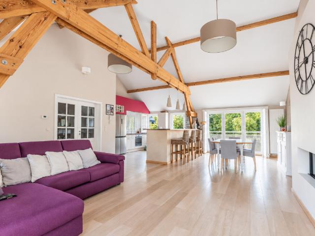 à vendre Appartement Court Saint Étienne