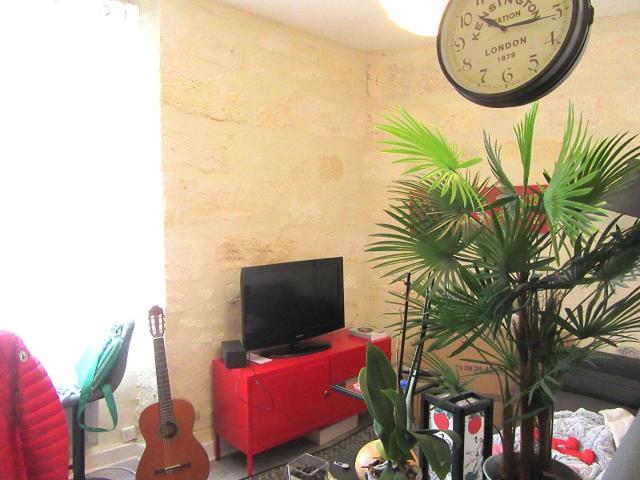 A Vendre Appartement De Type 2 Loue Secteur Bordeaux Victoi. 30m² Bordeaux