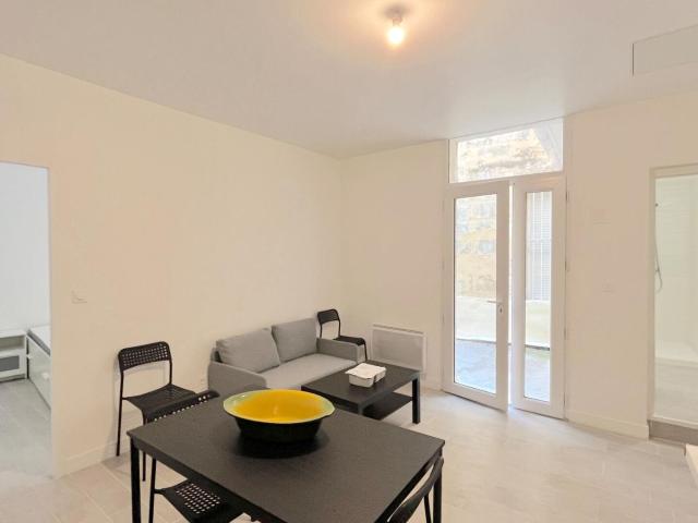A Vendre Appartement De Type 2 Loue Secteur Bordeaux Victoi. 31m² Bordeaux