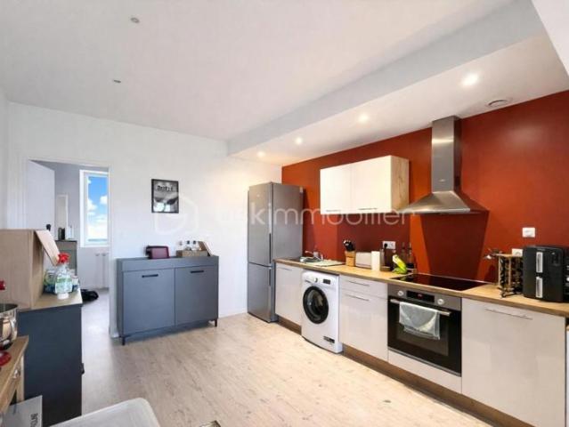 À vendre – Appartement de charme au cœur de Pommiers – 60m² – Vue vignes