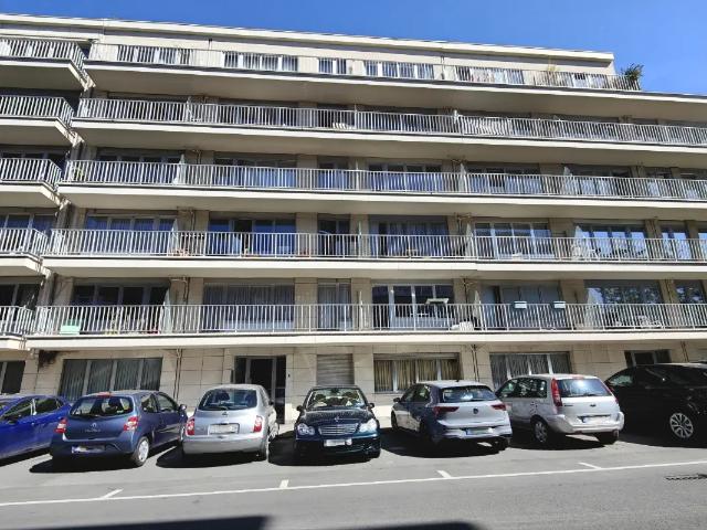 à vendre Appartement Forest Rue Edouard Branly