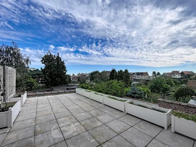 à vendre Appartement Forest Rue Henri Maubel