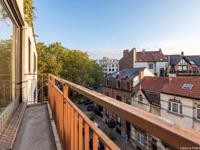 à vendre Appartement Ixelles Place Albert Leemans