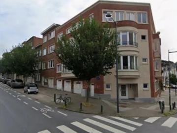 1050, Bruxelles-Capitale - Kelder, Tillen