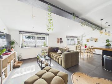 6800, Arrondissement de Neufchâteau, Wallonie