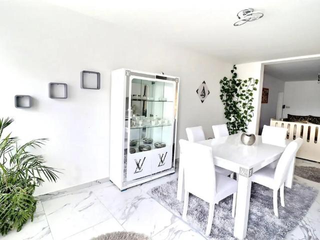à vendre Appartement Lodelinsart Chaussée De Bruxelles