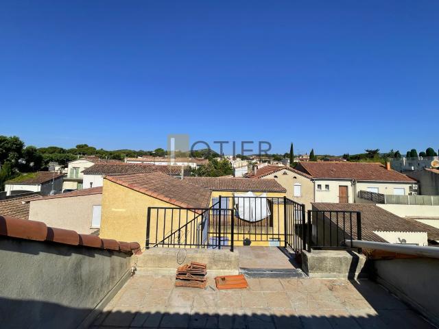 À VENDRE APPARTEMENT P3 BIS 52,98M2 CARREZ 81,42 M2 SURFACE AU SOL AVEC TRAVAUX