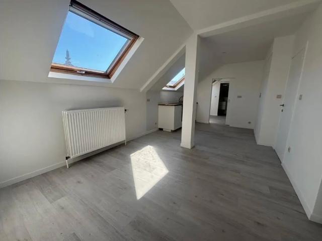 à vendre Appartement Saint Gilles Rue du Lycée