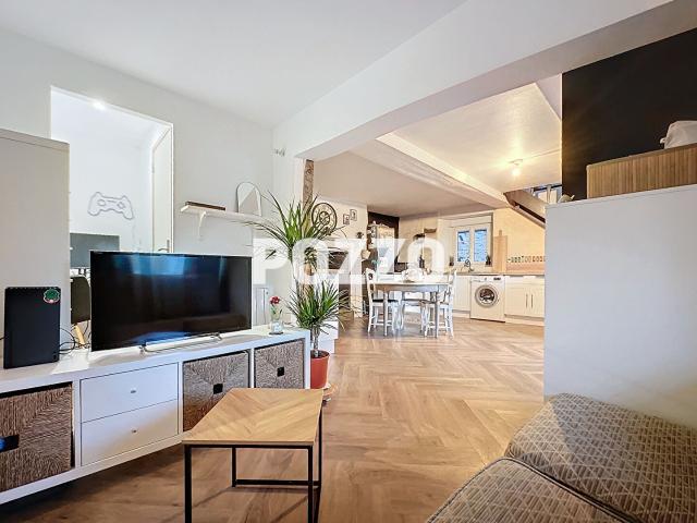 A Vendre Barenton Maison 3 pièce s 71.57 m2 Dépendance Jardin