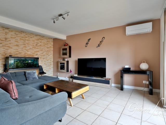 À vendre – Beau duplex 3 pièces de 78,19 m² au dernier étage, avec balcon, garage et place de parking privative