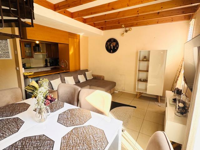 À Vendre – Bel Appartement en duplex F5 avec une terrasse et Parking privatif – Idéal pour une grande famille ou Investisseur